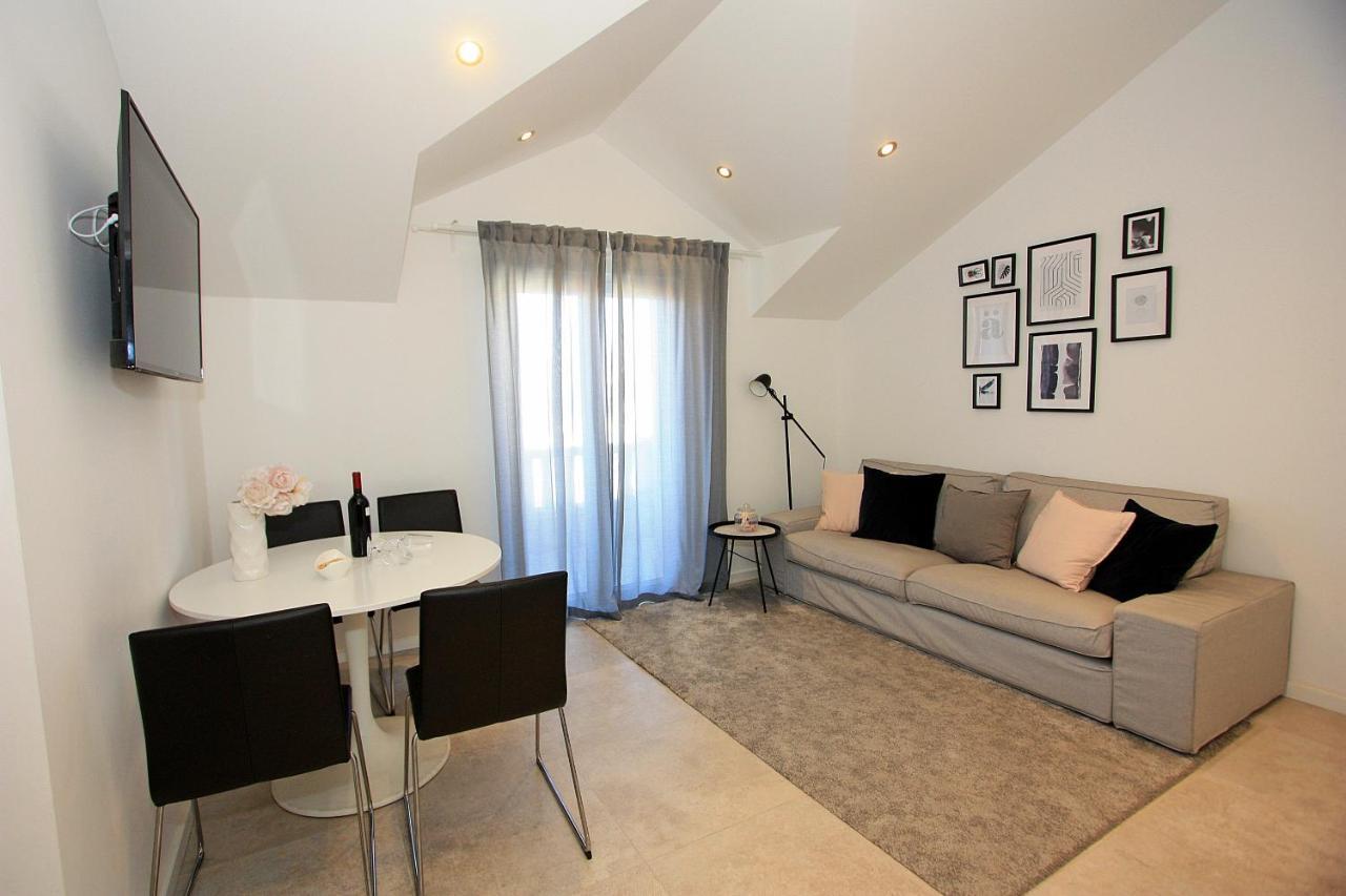 Apartman Ivana Supetar Buitenkant foto