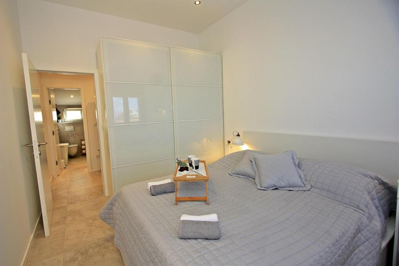 Apartman Ivana Supetar Buitenkant foto