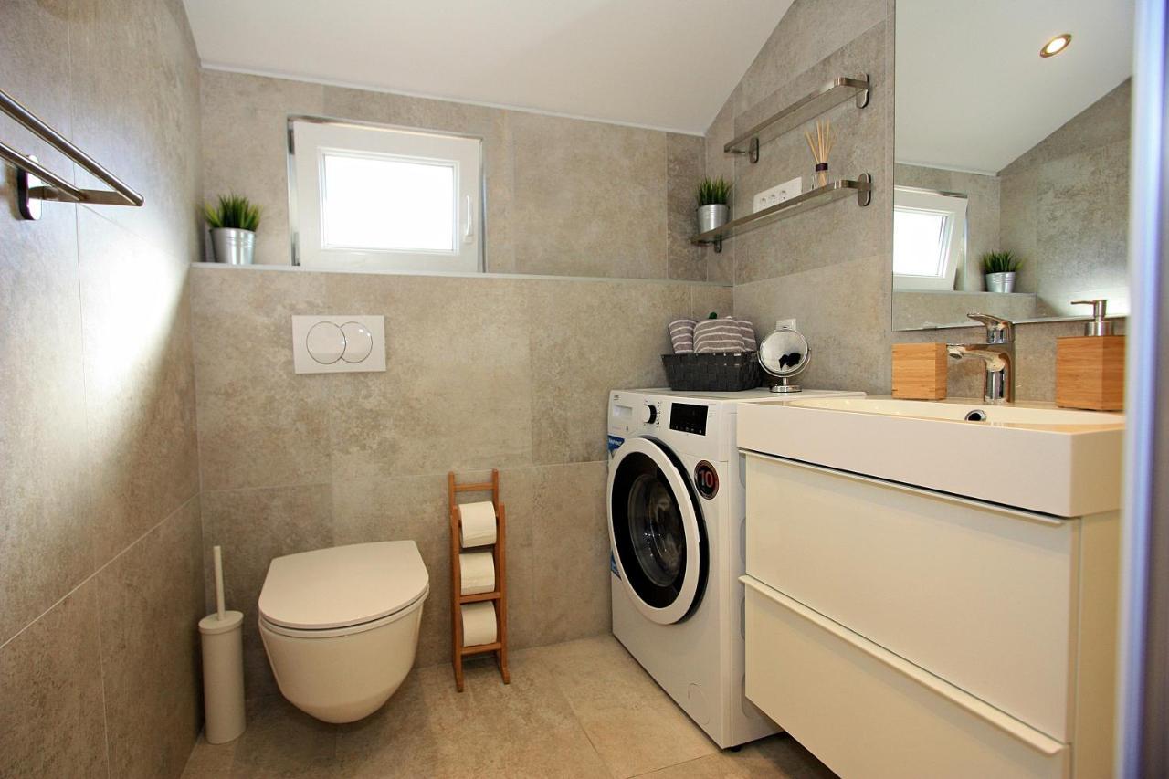 Apartman Ivana Supetar Buitenkant foto